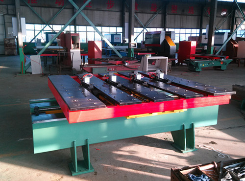 自動化送料(liao)機怎樣爲企業省(shěng)錢