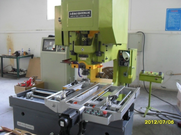 數控送料(liào)機如何提高企(qi)業的生産效率(lü)呢？