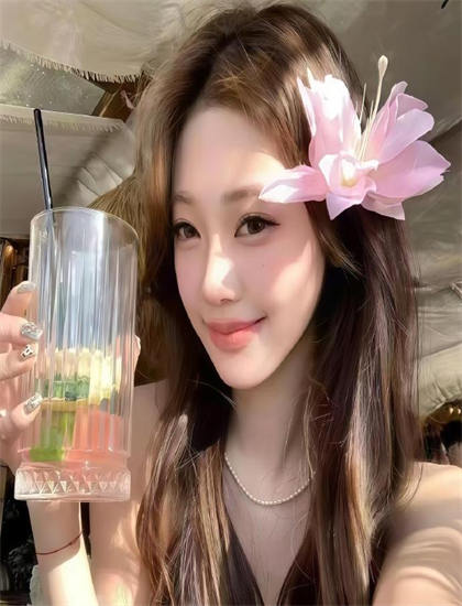 交易时间故事脉络梳理深刻反思的：主线与支线情节完整解读